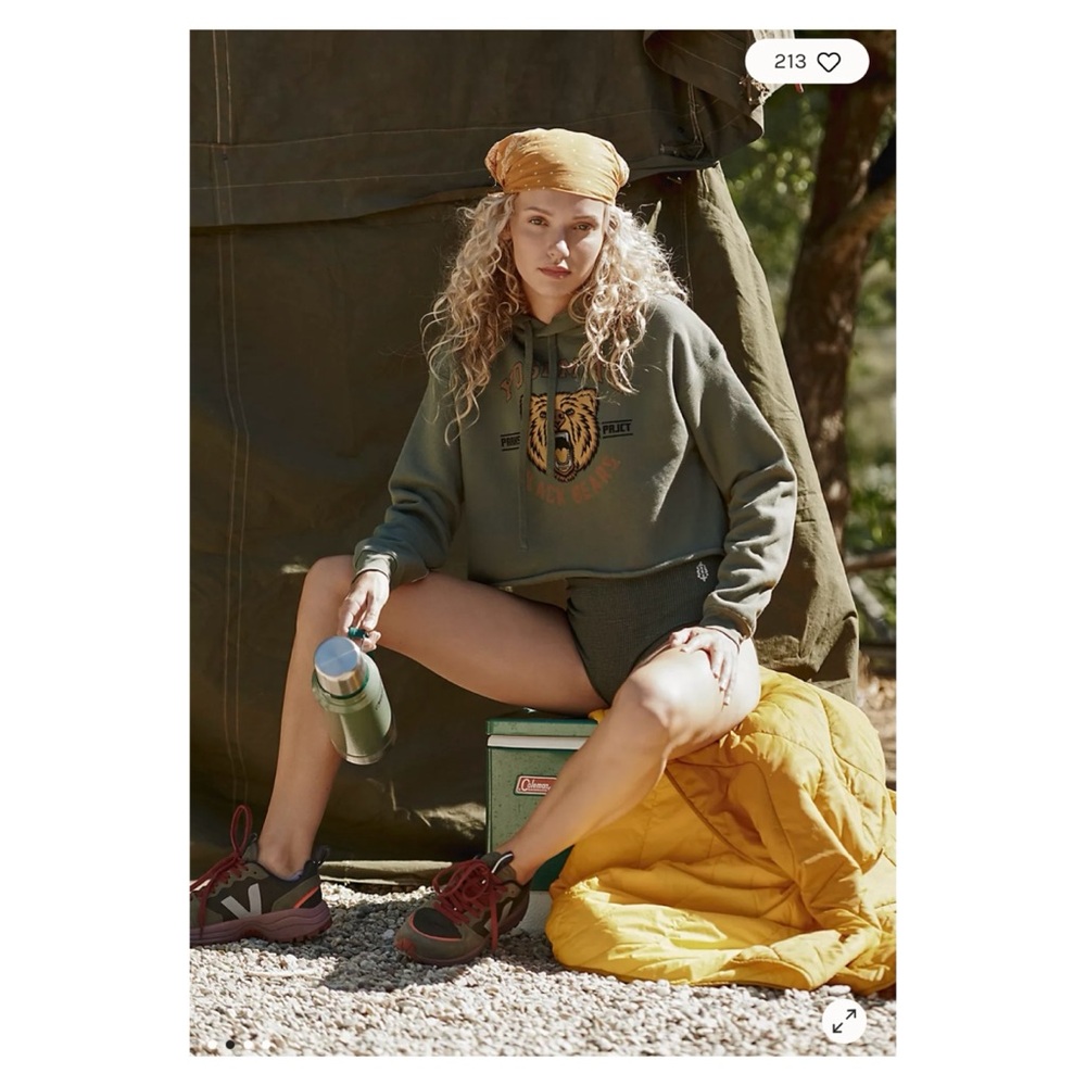 NWOT Free People Parks Project Yosemite Bear Cropped Hoodie in Green  Size Small